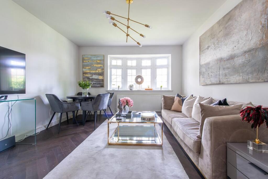 2 Bedroom Modern Urban Sanctuary 1Cc - Cherrydeal 伦敦 外观 照片