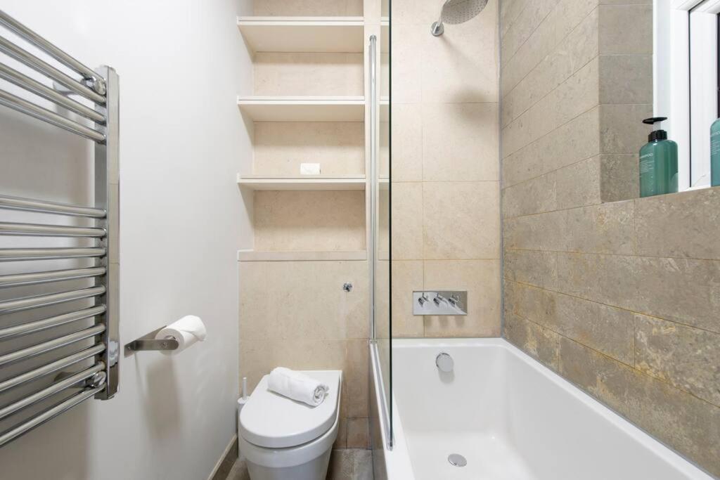 2 Bedroom Modern Urban Sanctuary 1Cc - Cherrydeal 伦敦 外观 照片