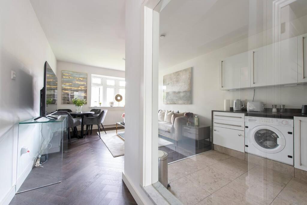 2 Bedroom Modern Urban Sanctuary 1Cc - Cherrydeal 伦敦 外观 照片