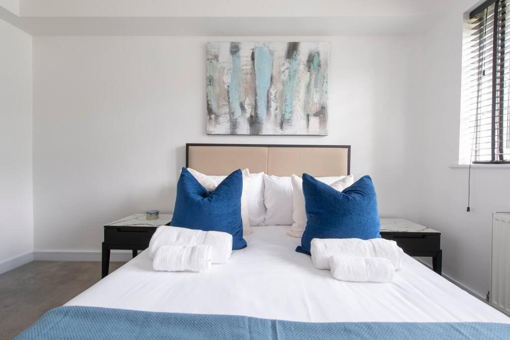2 Bedroom Modern Urban Sanctuary 1Cc - Cherrydeal 伦敦 外观 照片