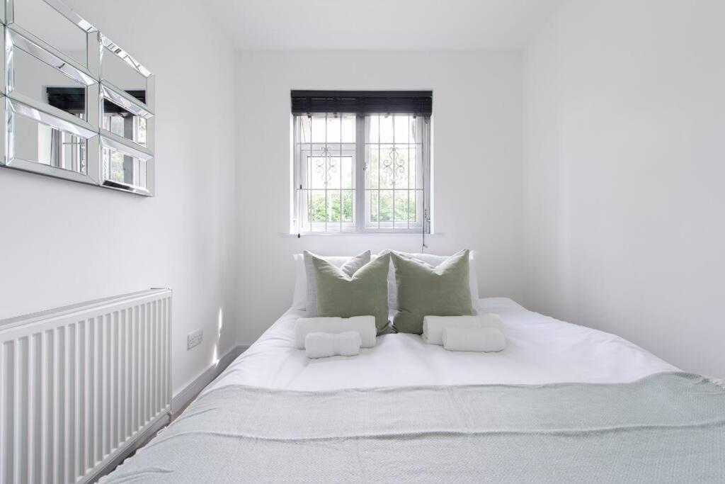 2 Bedroom Modern Urban Sanctuary 1Cc - Cherrydeal 伦敦 外观 照片